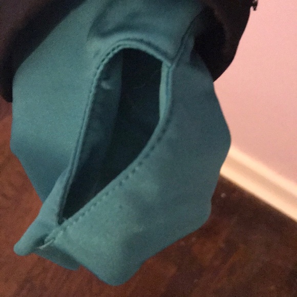 Ski-type jacket - Picture 4 of 5